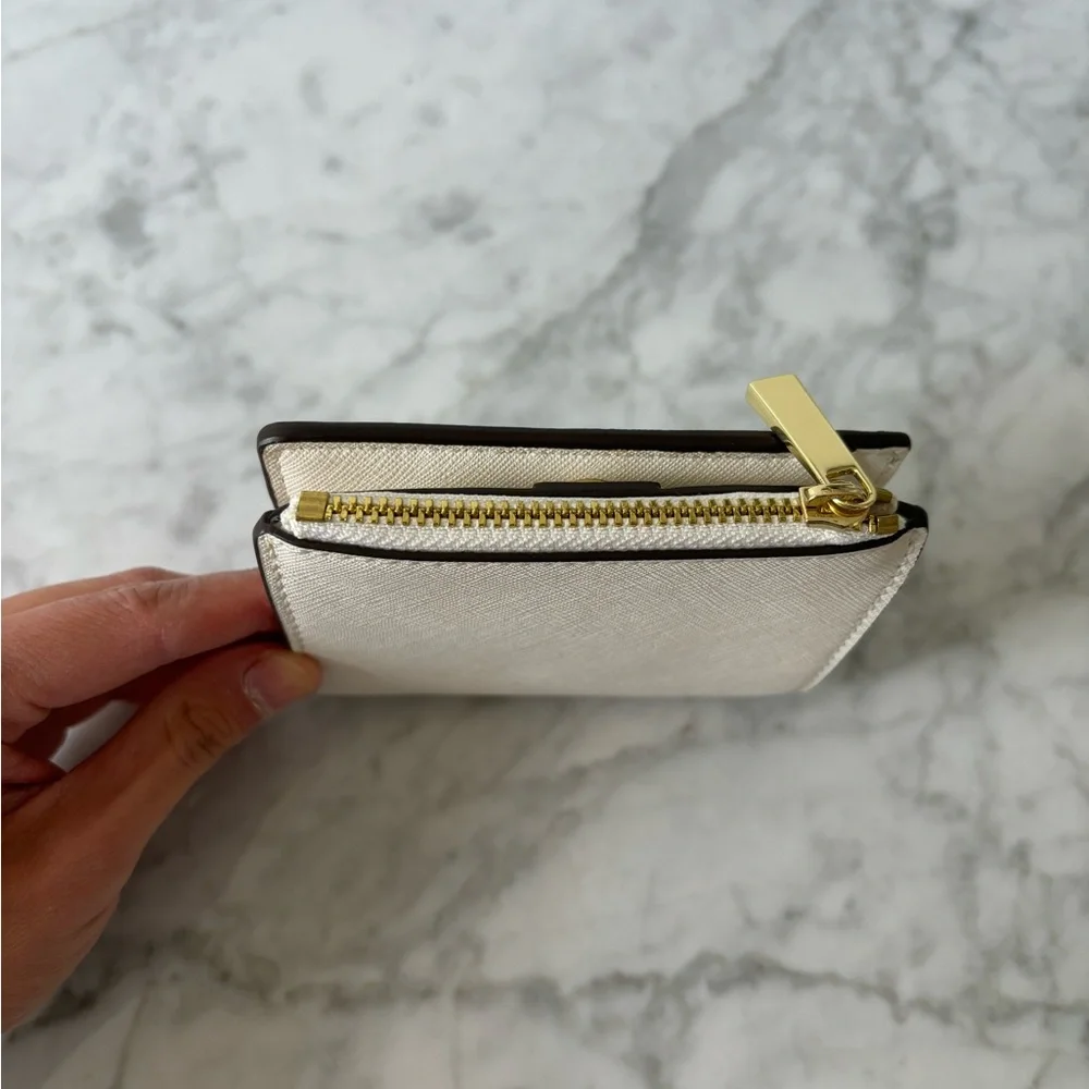 NWOT Tory Burch Robinson mini leather wallet - Picture 2 of 5